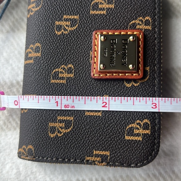 The Dooney & Bourke Greta Large Zip Around Credit Card Case - Picture 13 of 14